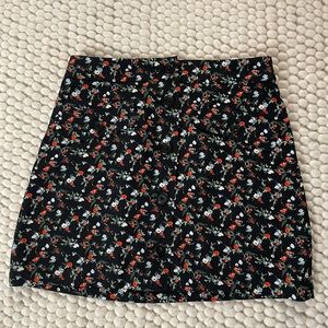 Aritzia Floral mini skirt